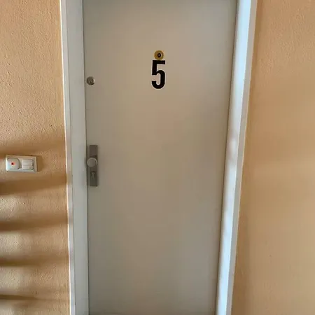 Friesenwall 5 Lejlighed