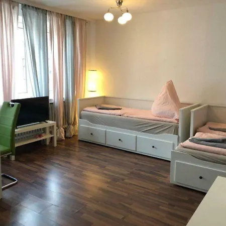 Friesenwall 5 * Köln